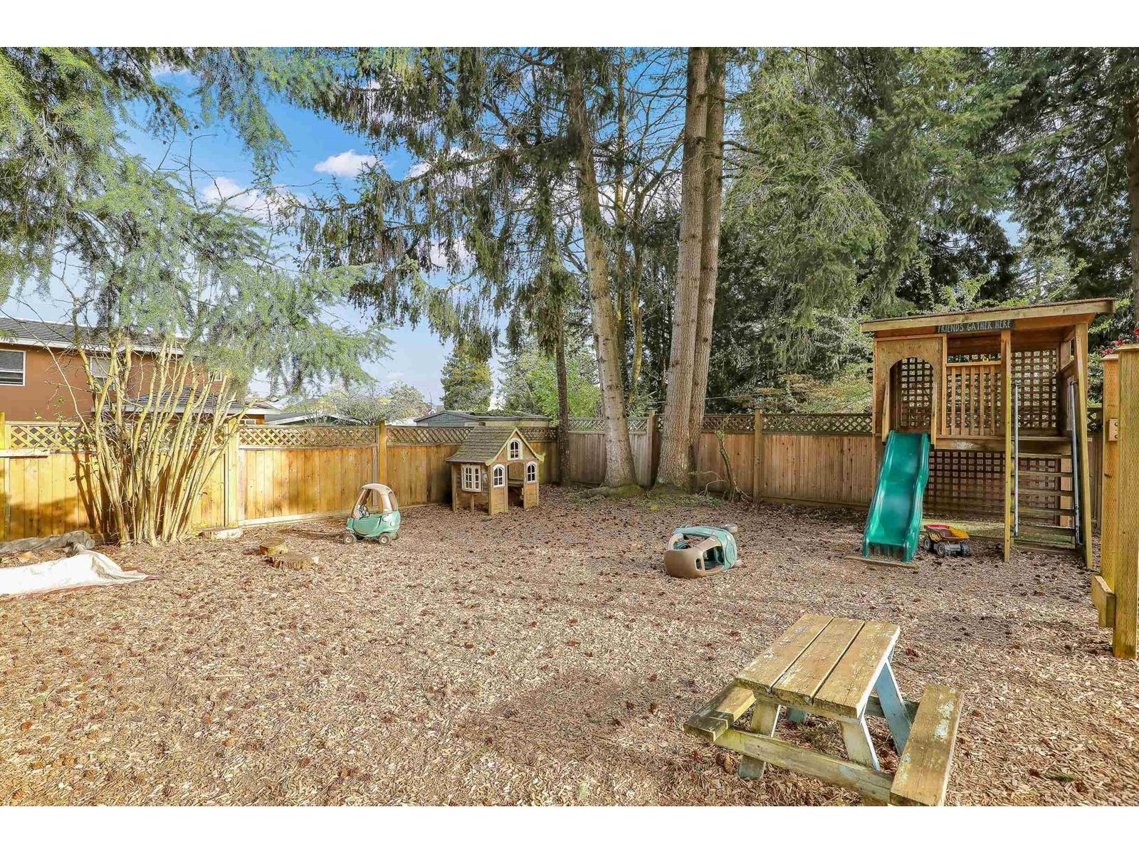 1554 Stevens Street, White Rock, BC