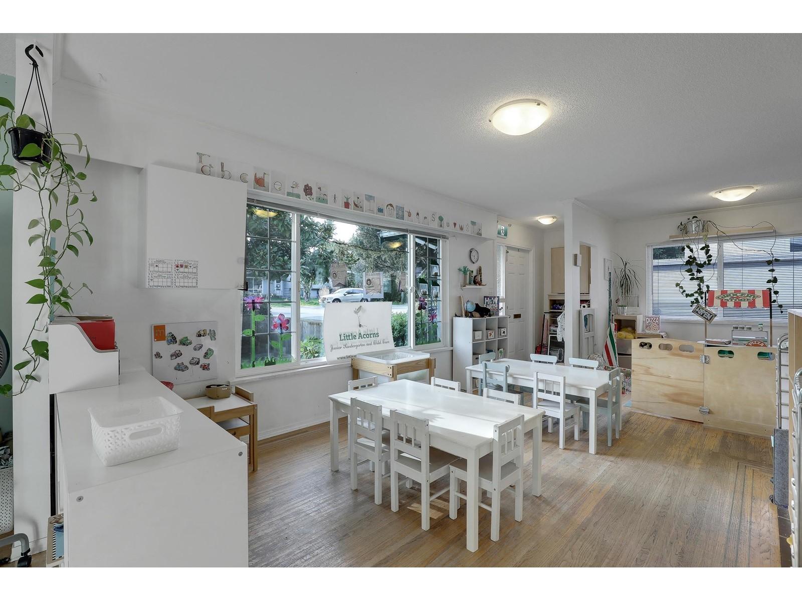 1554 Stevens Street, White Rock, BC