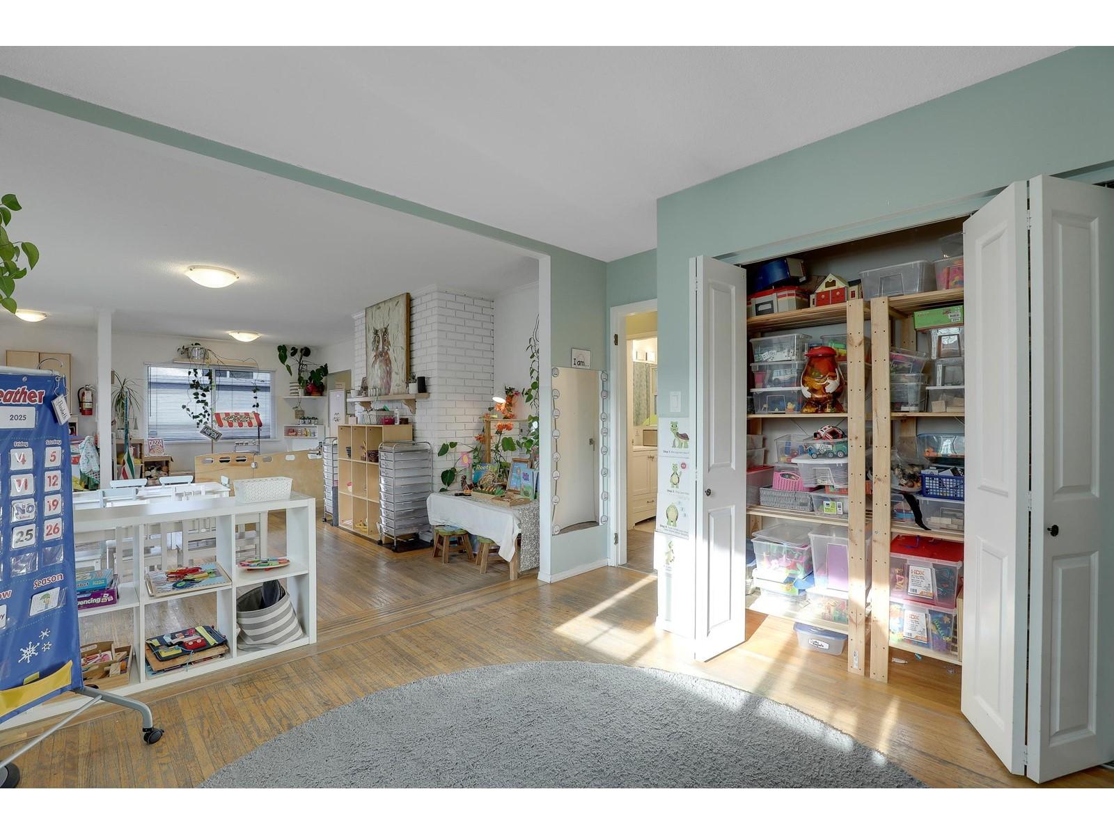 1554 Stevens Street, White Rock, BC