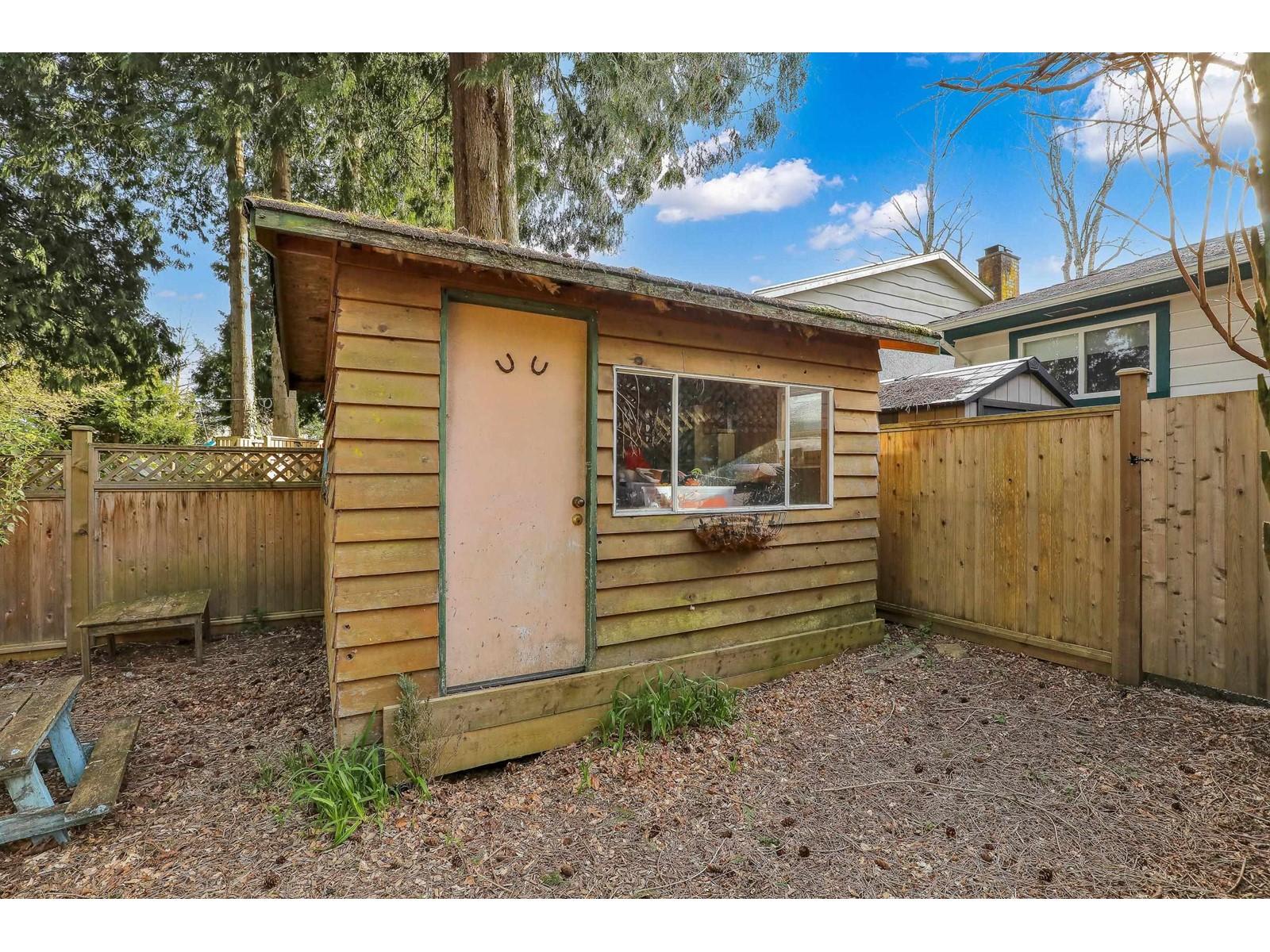 1554 Stevens Street, White Rock, BC