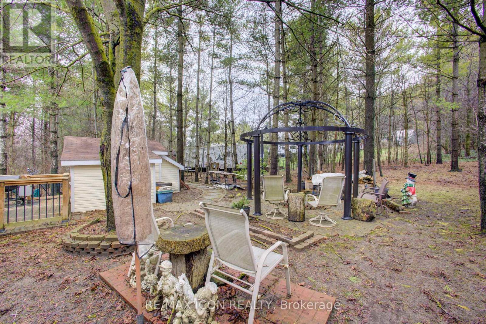 Maple 18 - 7489 Sideroad 5 E, Wellington North, ON - Outdoor