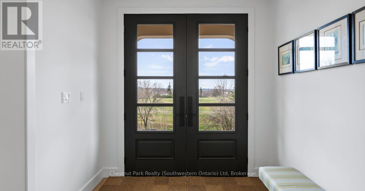 Welcome to 27 Vardon Drive, Guelph - 27 Vardon Drive, Guelph (Dovercliffe Park/Old University), ON - Indoor Photo Showing Other Room