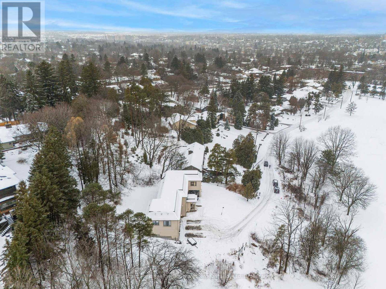 Steps to downtown and Cutten Fields - 27 Vardon Drive, Guelph (Dovercliffe Park/Old University), ON - Outdoor With View
