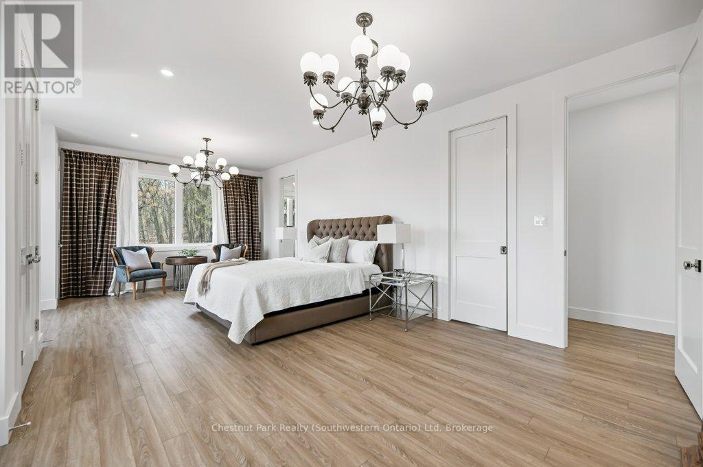 Primary Suite - 27 Vardon Drive, Guelph (Dovercliffe Park/Old University), ON - Indoor Photo Showing Bedroom