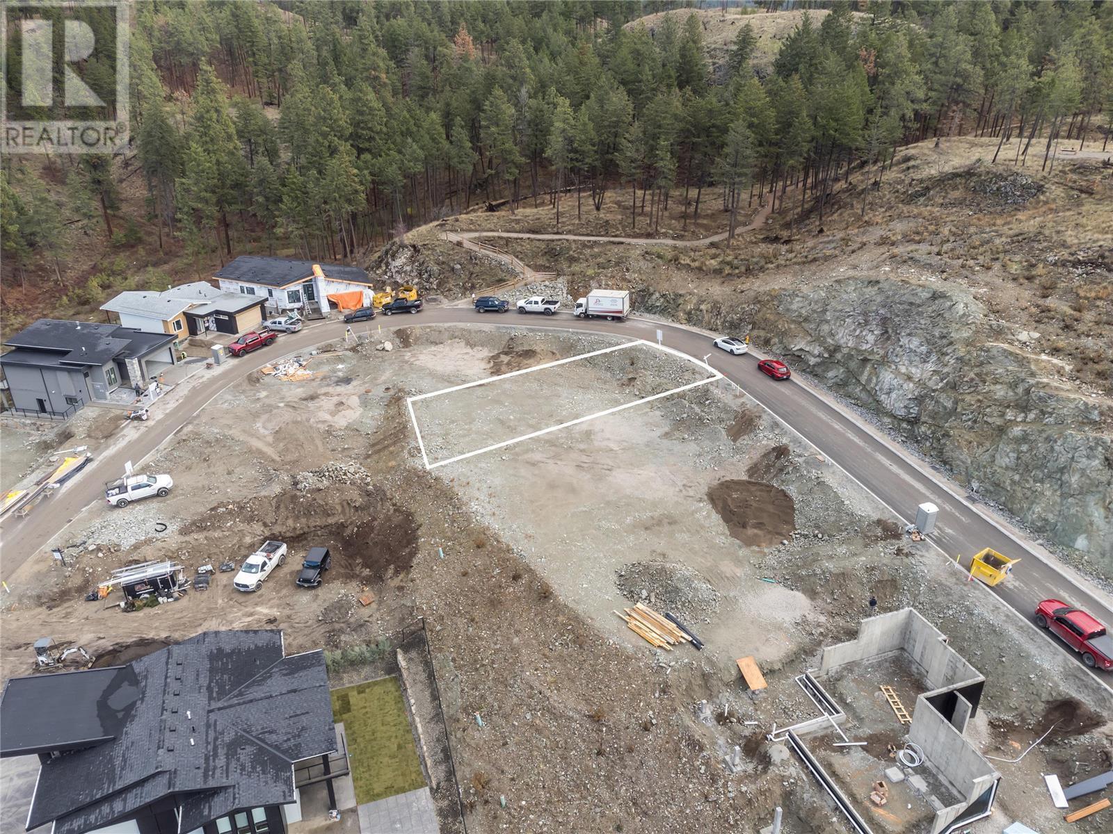 1960 Northern Flicker Court Unit# 8, Kelowna, BC