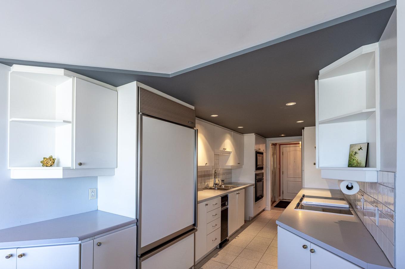 Cuisine - 1604-795 Rue Muir, Montréal (Saint-Laurent), QC - Indoor Photo Showing Kitchen