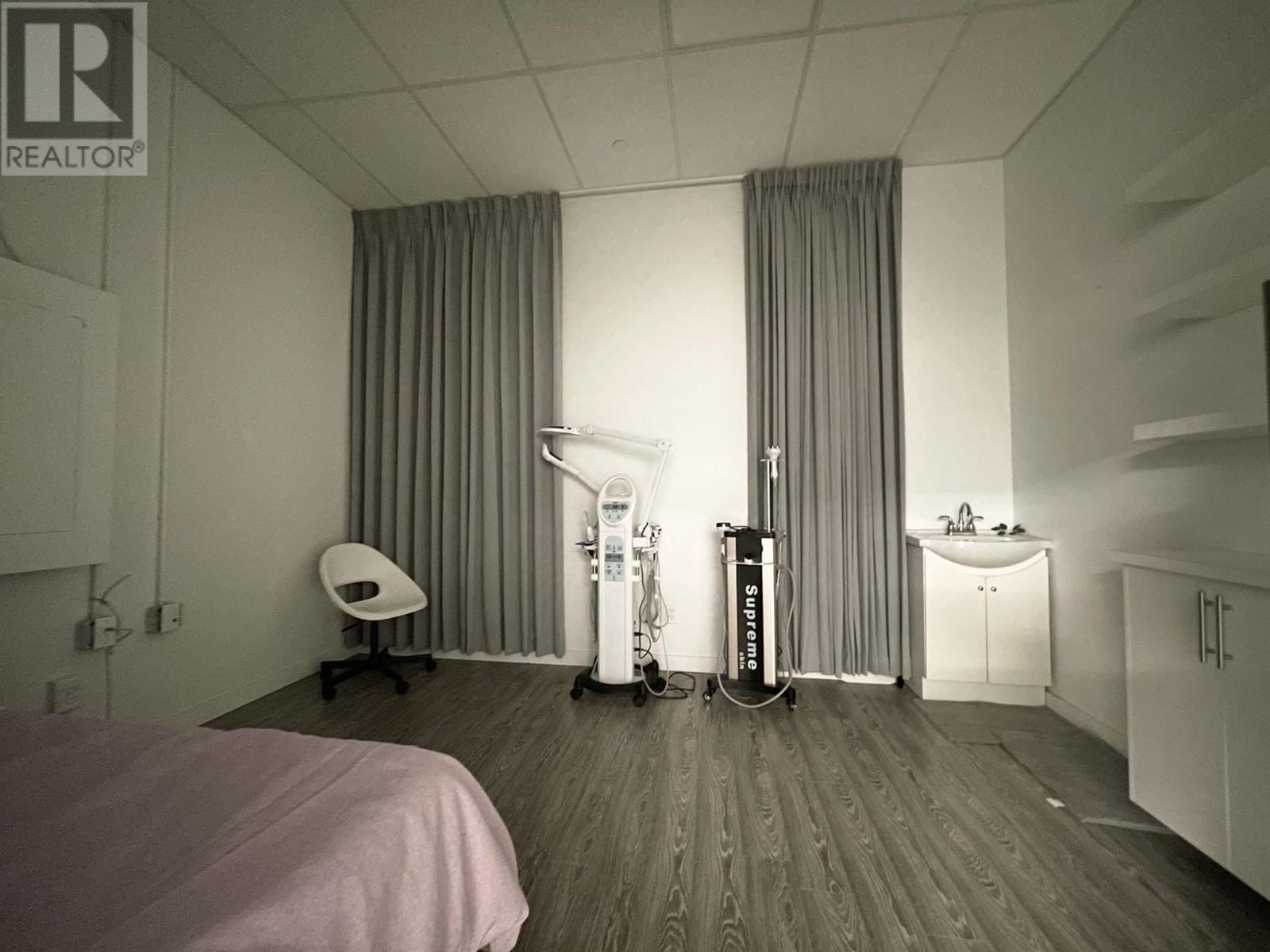 3060 4000 No. 3 Road, Richmond, BC