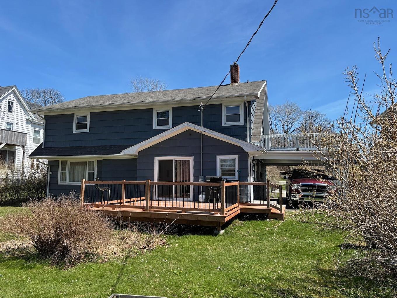 10 Park Street, Yarmouth, NS