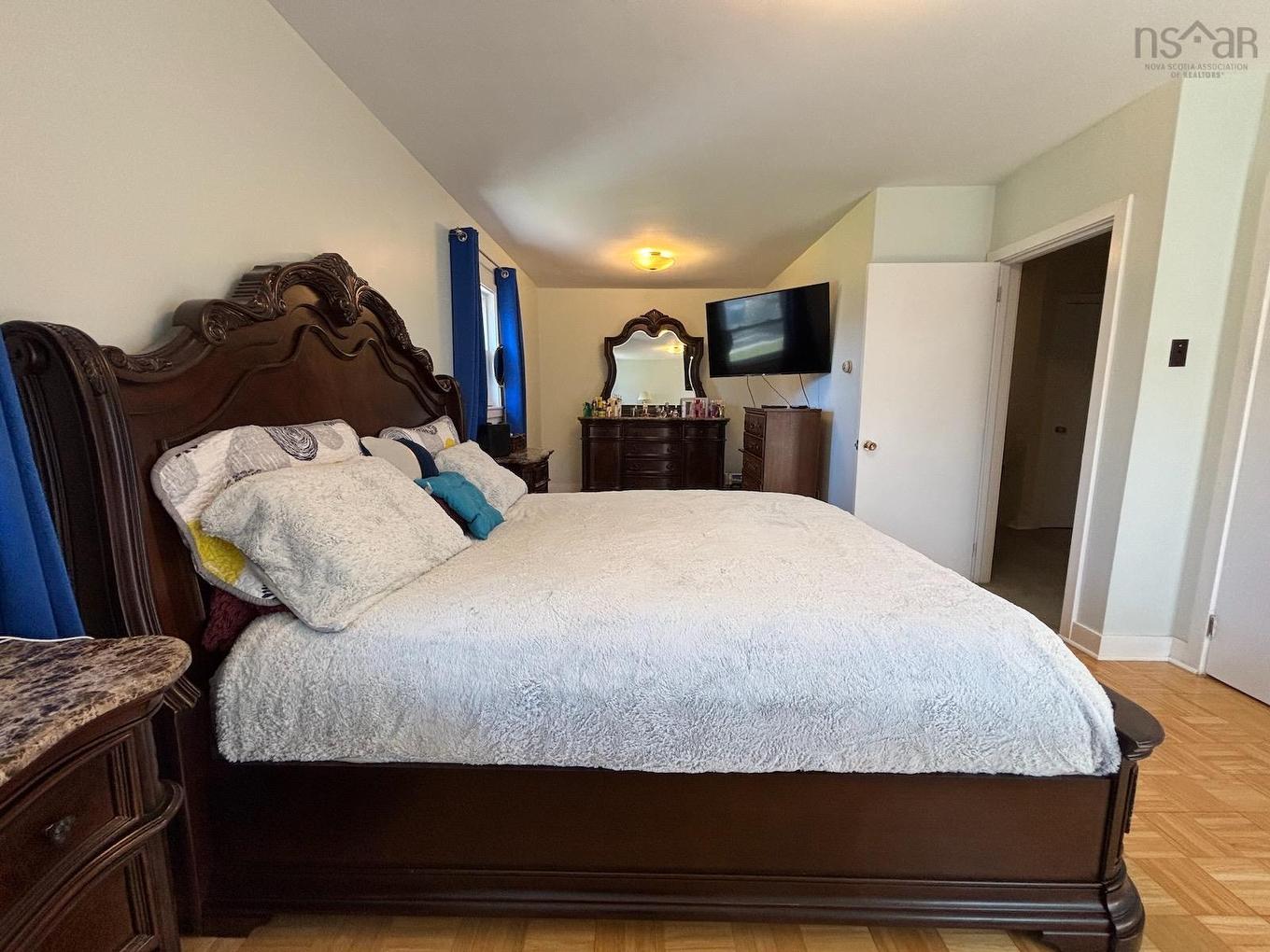 10 Park Street, Yarmouth, NS