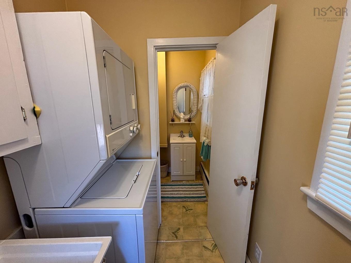 10 Park Street, Yarmouth, NS