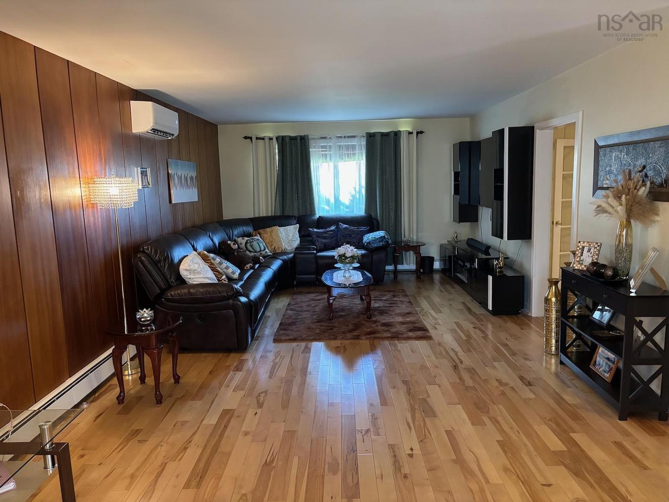 10 Park Street, Yarmouth, NS