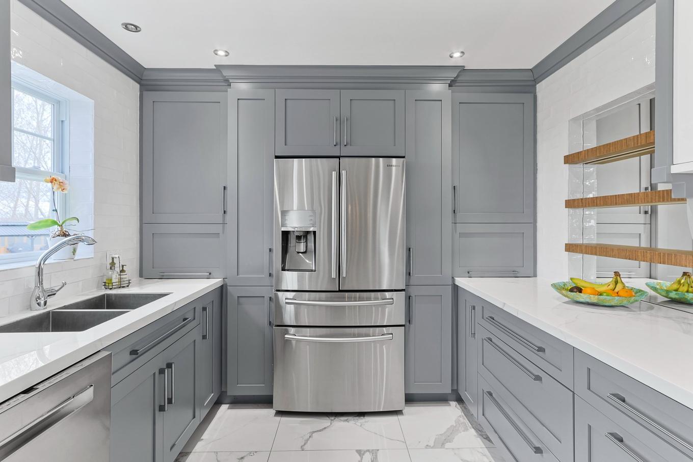 Kitchen - 1339 Boul. St-Jean-Baptiste, Mercier, QC - Indoor Photo Showing Kitchen With Double Sink With Upgraded Kitchen