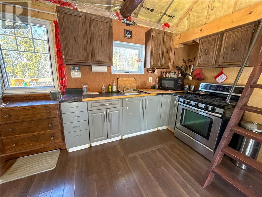 1398 Range A Sideroad, Kagawong, Manitoulin Island, ON