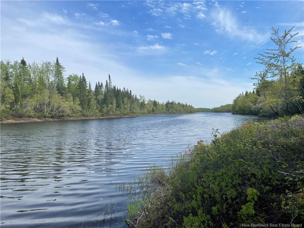 - Wegesegum Rd, Long Creek, NB