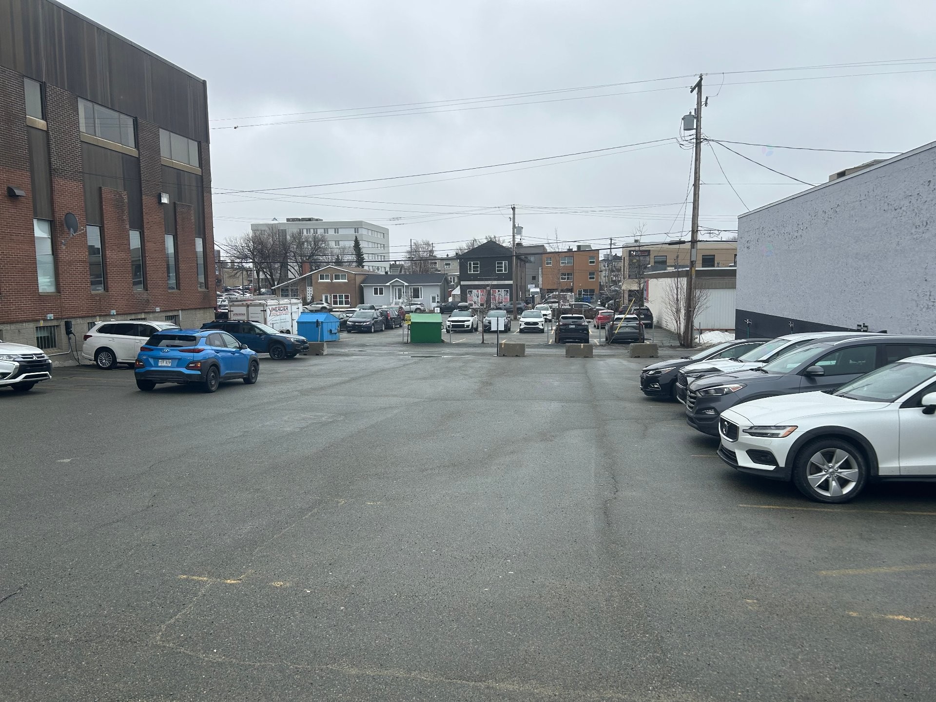 Stationnement - 33 Rue Gamble O., Rouyn-Noranda, QC - Outdoor