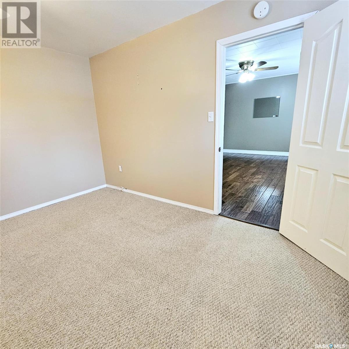 4 Walker Avenue, Yarbo, SK - Indoor Photo Showing Other Room