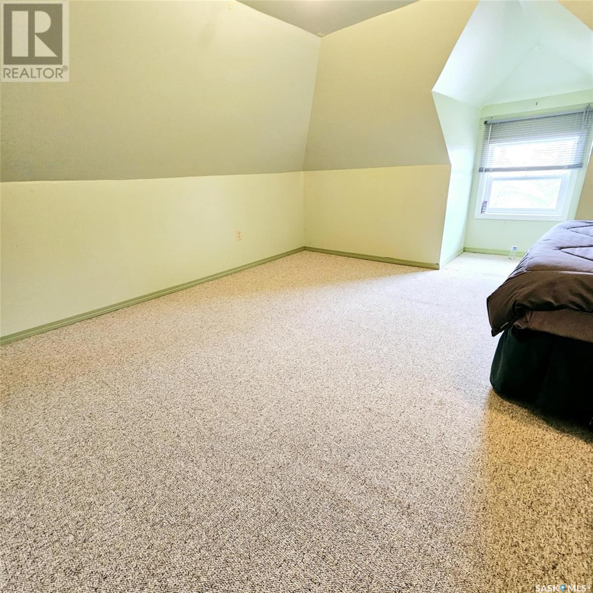 4 Walker Avenue, Yarbo, SK - Indoor