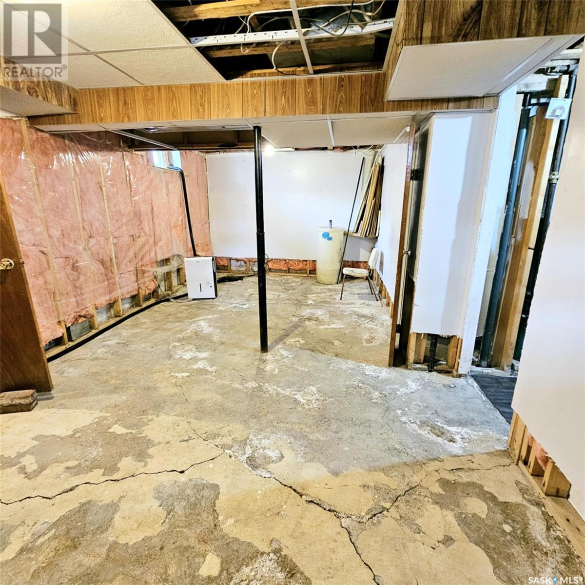 4 Walker Avenue, Yarbo, SK - Indoor Photo Showing Basement