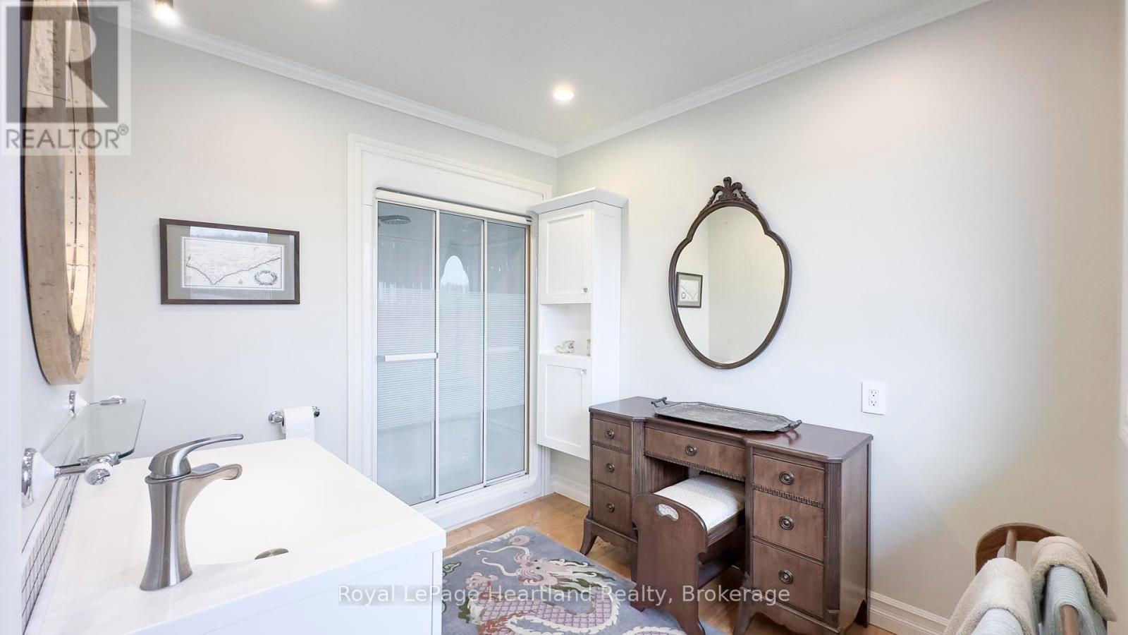 ensuite bath - 37001 Millar Street, Ashfield-Colborne-Wawanosh (Colborne), ON - Indoor Photo Showing Bathroom