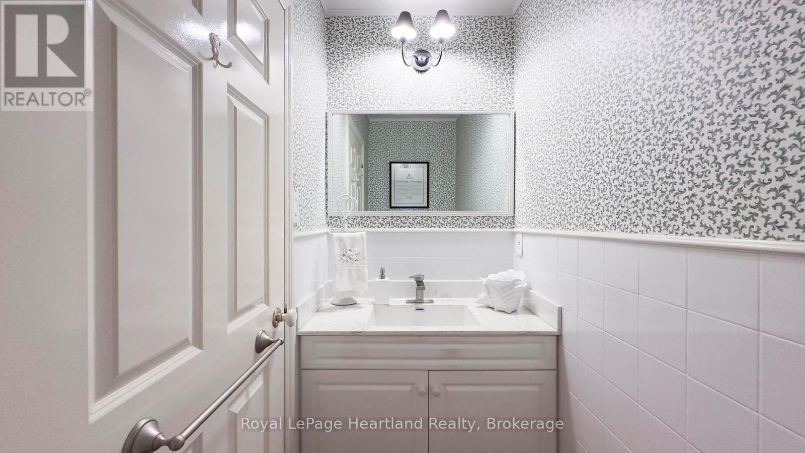 37001 Millar Street, Ashfield-Colborne-Wawanosh (Colborne), ON - Indoor Photo Showing Bathroom
