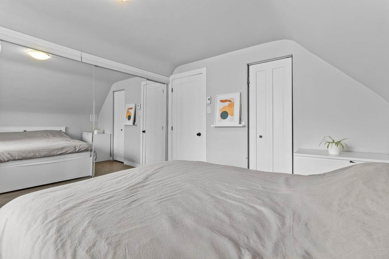 Chambre à coucher principale - 8320 24E Avenue, Montréal (Villeray/Saint-Michel/Parc-Extension), QC - Indoor Photo Showing Bedroom