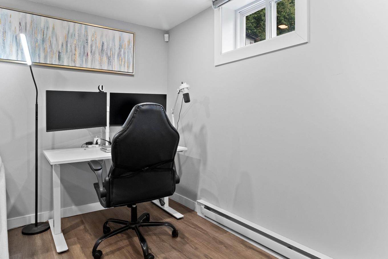 Bureau - 8320 24E Avenue, Montréal (Villeray/Saint-Michel/Parc-Extension), QC - Indoor Photo Showing Office