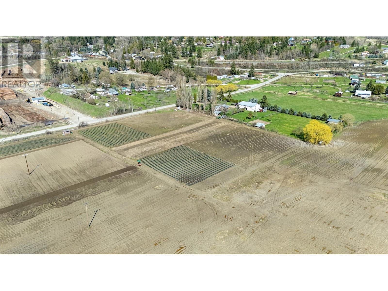 993 Duck Lake Road, Wynndel, BC