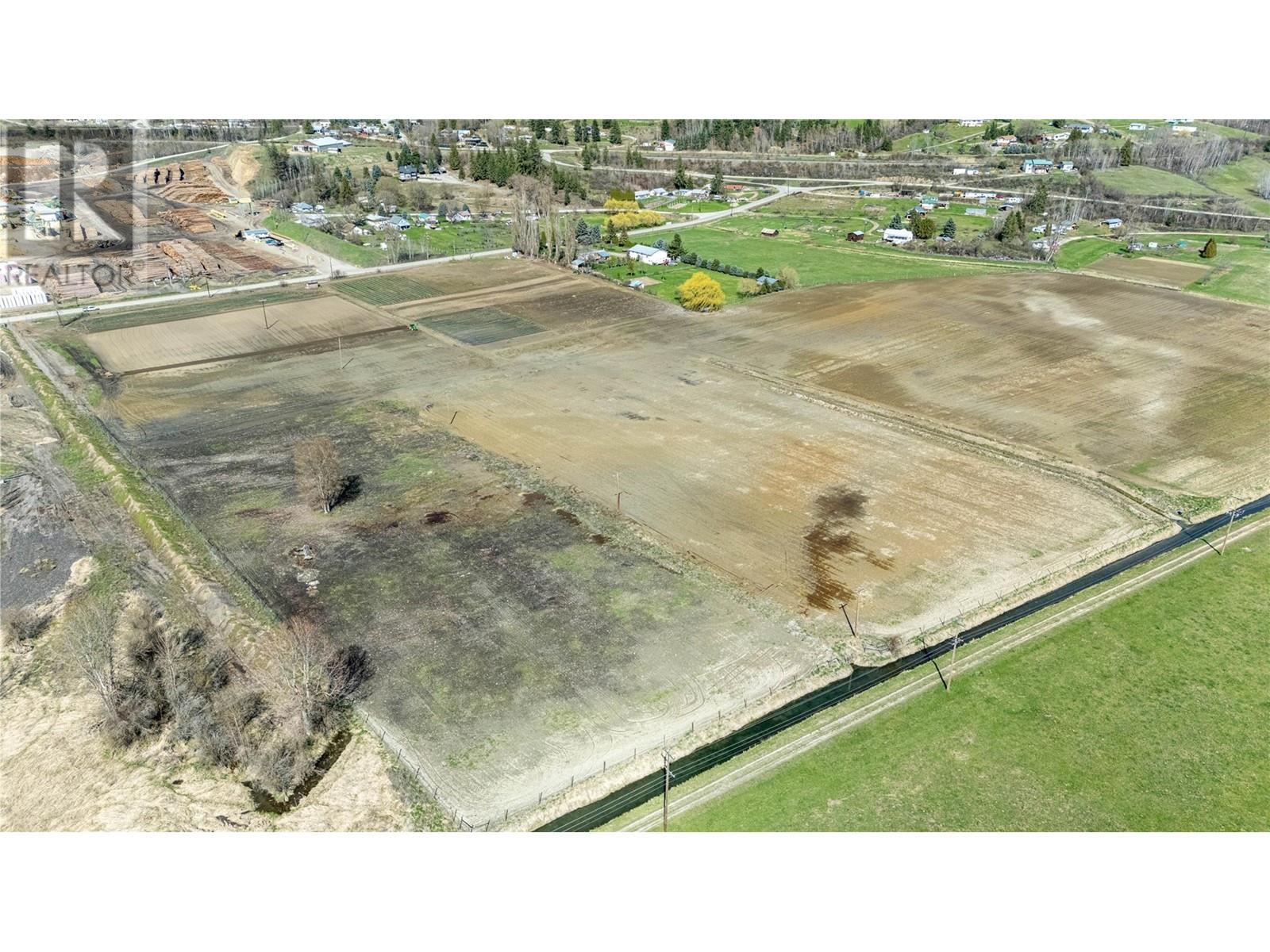 993 Duck Lake Road, Wynndel, BC