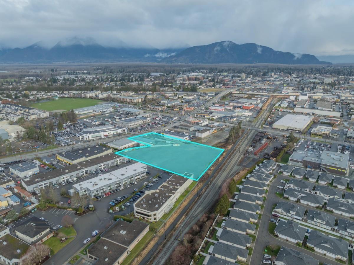 45690-45696 Yale Road|Chilliwack Proper South, Chilliwack, BC