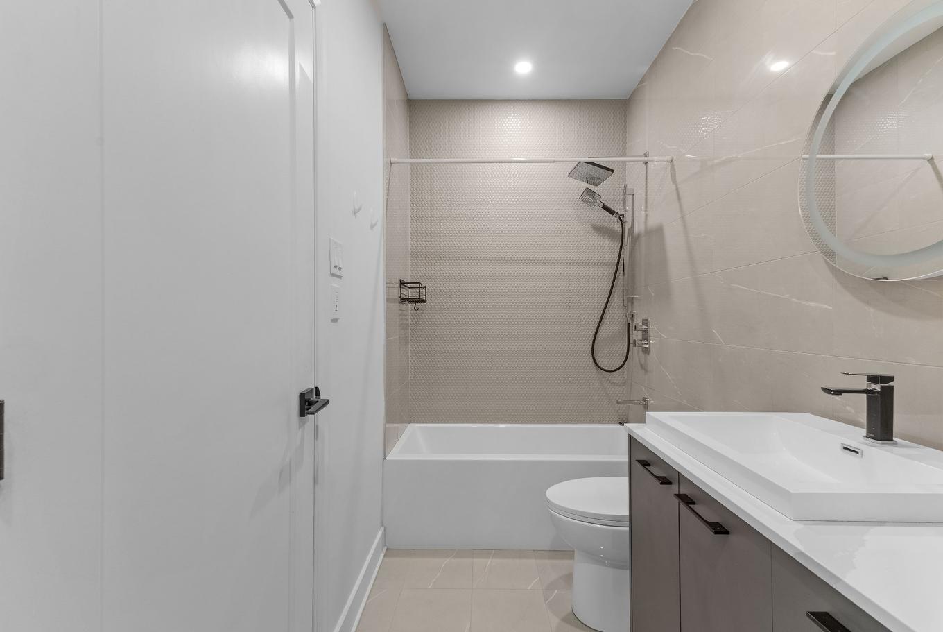 Salle de bains - 808-1575 Rue Gareau, Montréal (Ville-Marie), QC - Indoor Photo Showing Bathroom