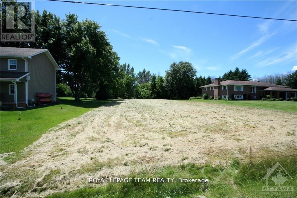 12 Coyle Drive, South Dundas, ON