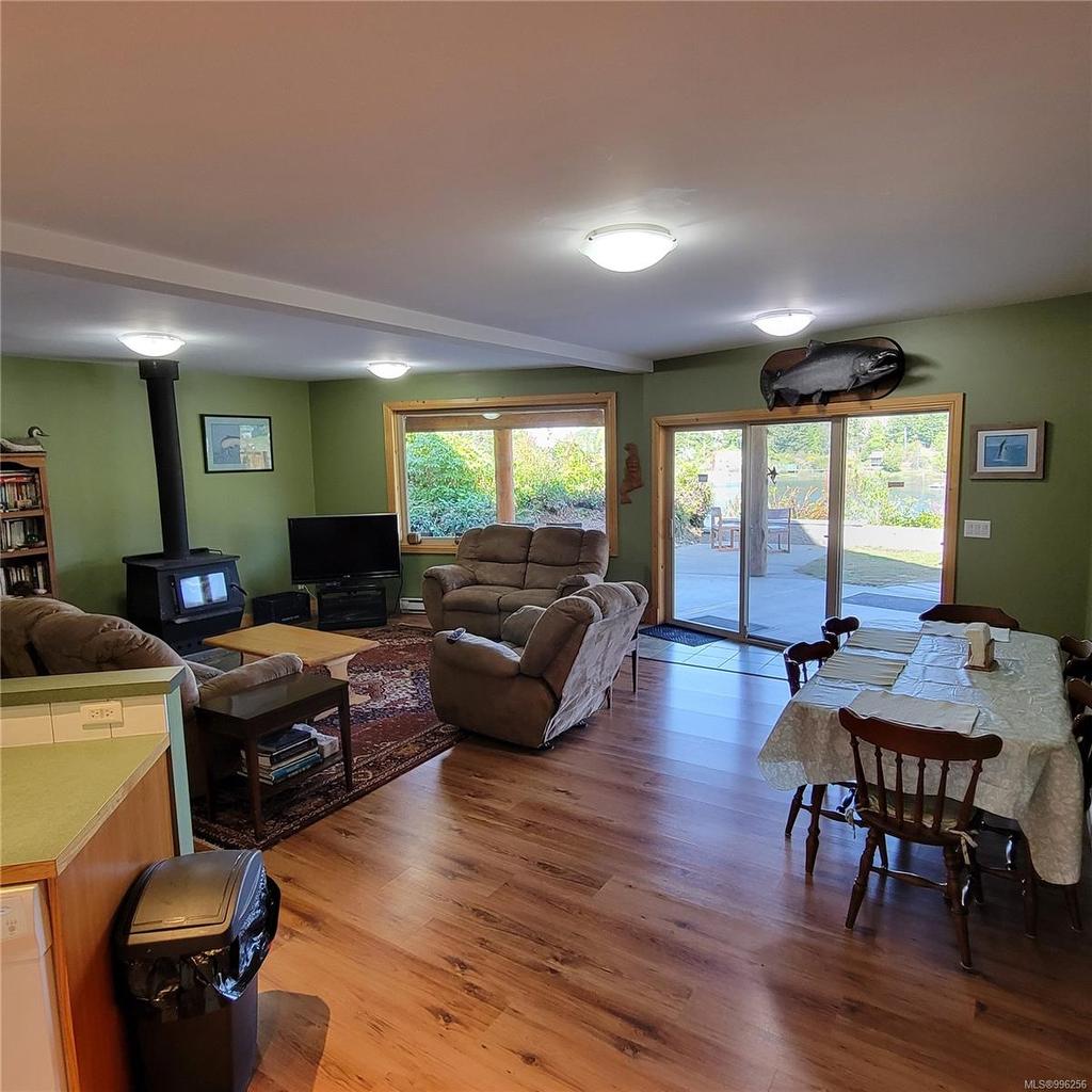 326 Tower Rd, Bamfield, BC