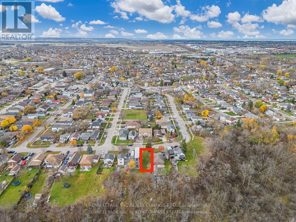 15 Hillview Road N, St. Catharines (Western Hill), ON