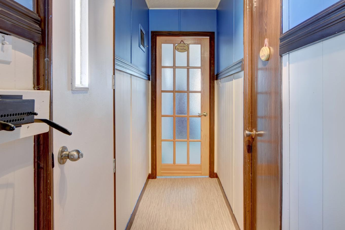 Passageway - 75 Rue De La Cascade, Saint-Côme, QC - Indoor Photo Showing Other Room