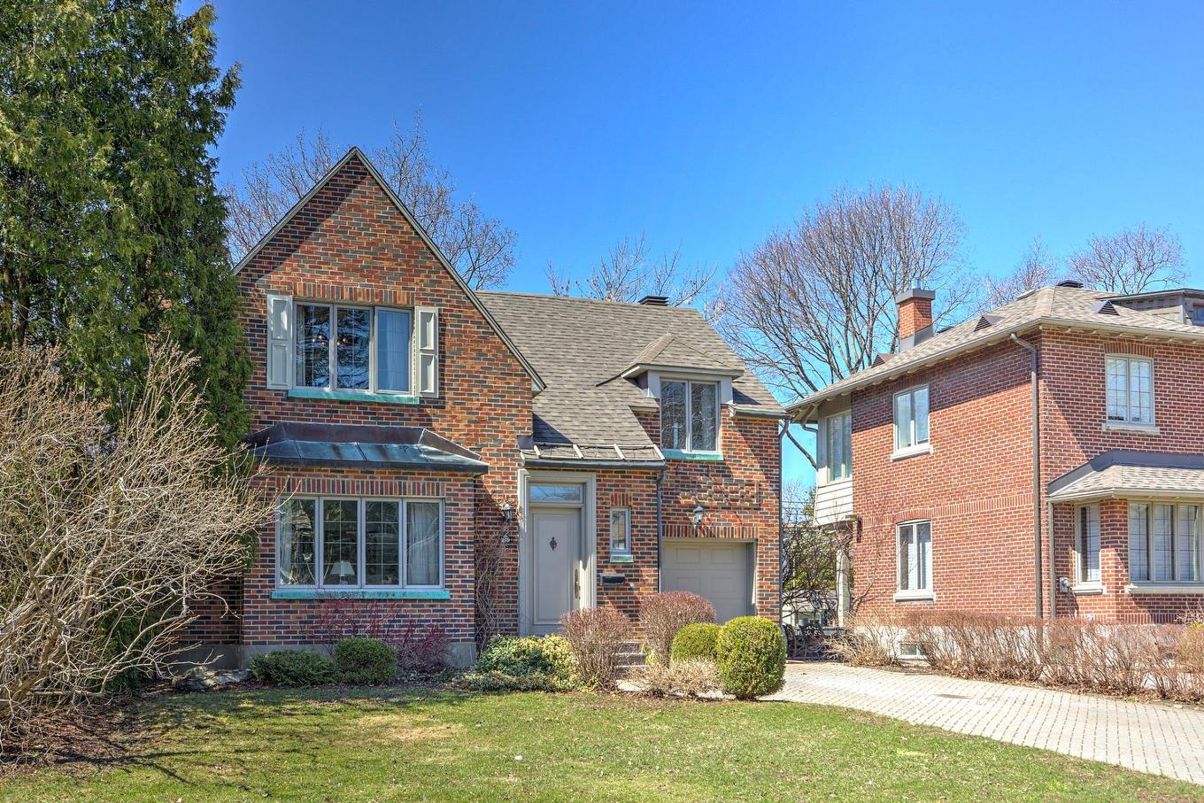 Frontage - 239 Av. Carlyle, Mont-Royal, QC - Outdoor With Facade