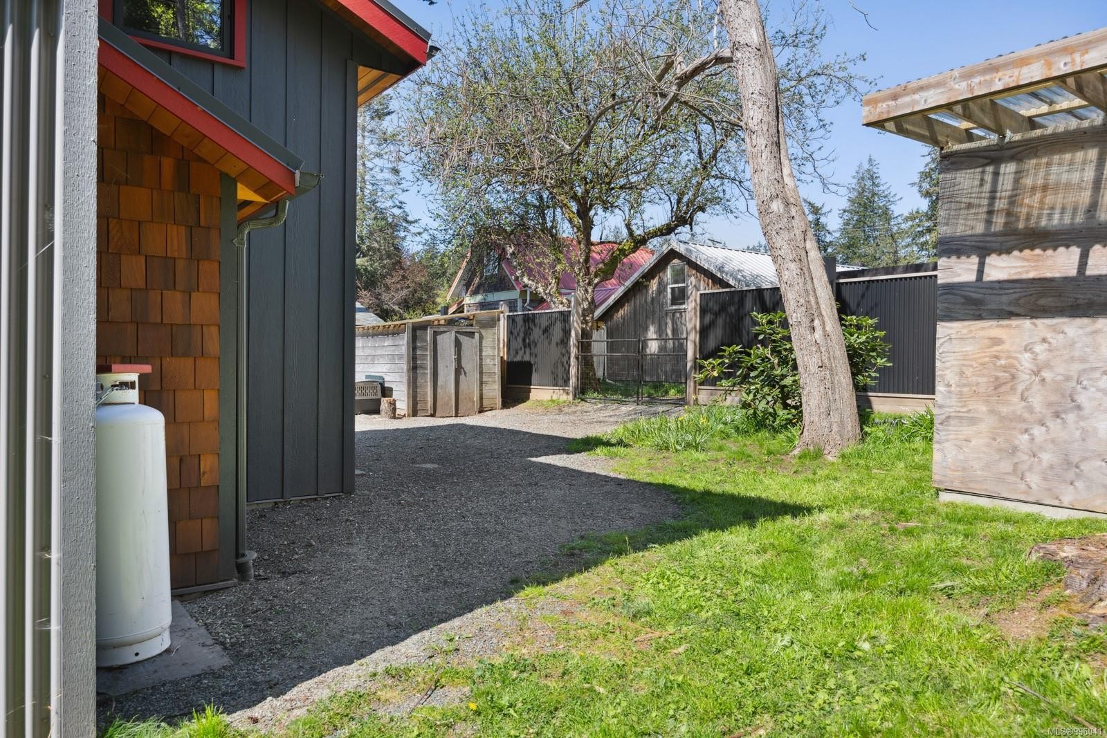 1304 Midden Rd, Comox, BC