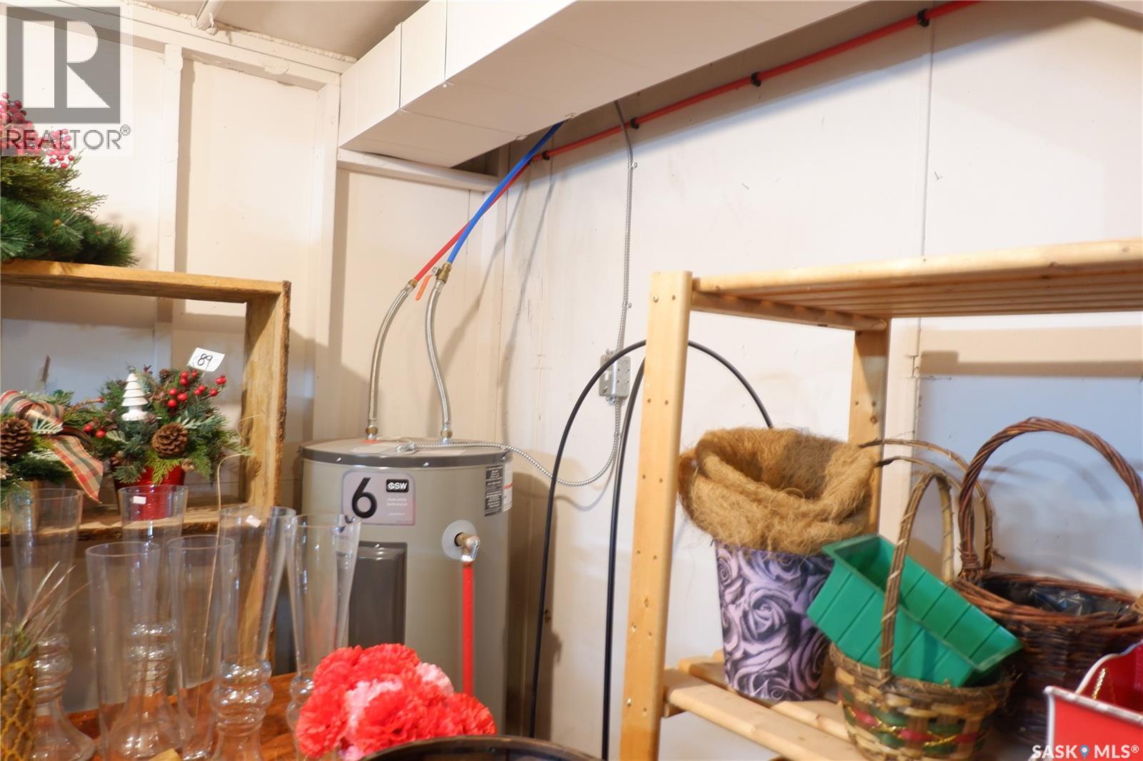 128 Centre Street, Assiniboia, SK