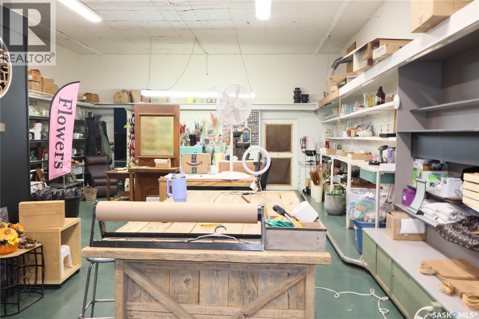 128 Centre Street, Assiniboia, SK