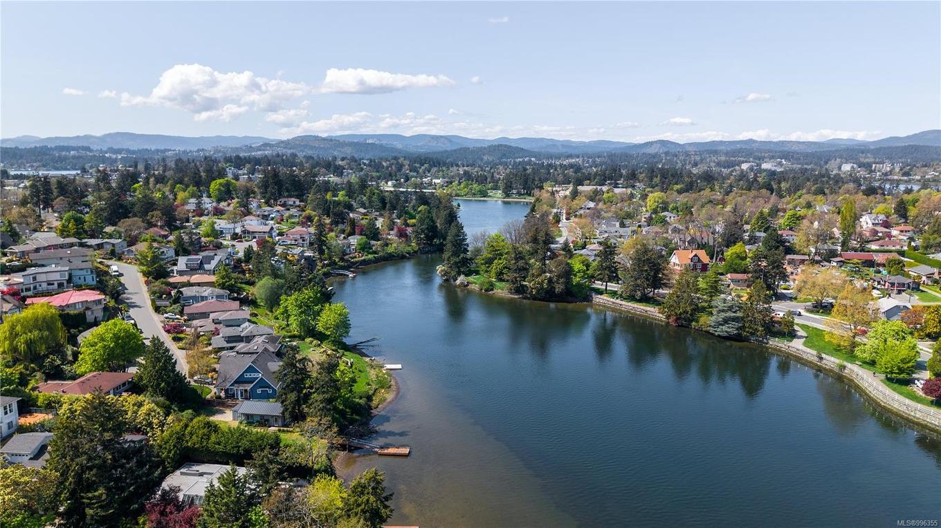 903 Shirley Rd, Esquimalt, BC