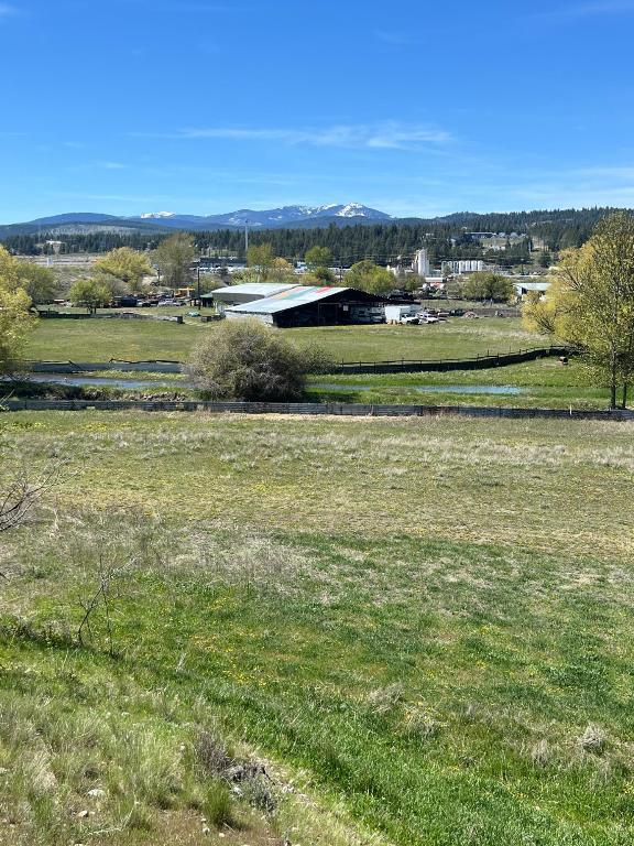 2400 22Nd N Street, Cranbrook, BC