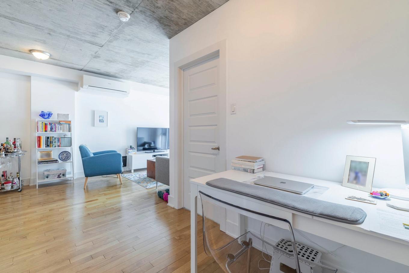 Boudoir - 511-225 Rue De La Montagne, Montréal (Le Sud-Ouest), QC - Indoor