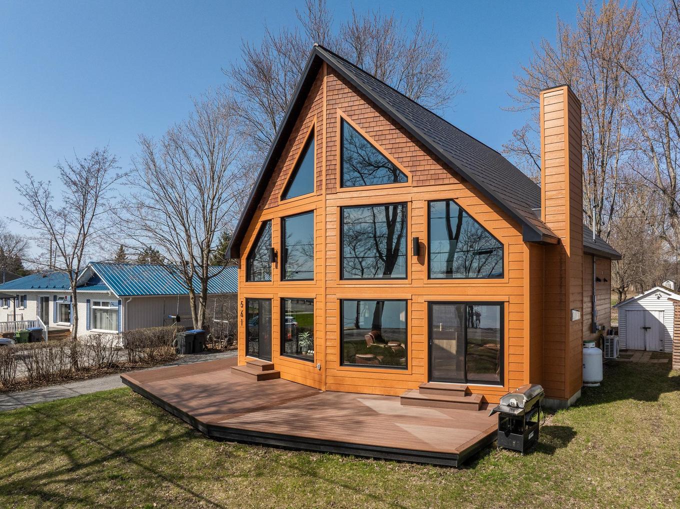 Frontage - 561 Av. De Venise O., Venise-En-Québec, QC - Outdoor