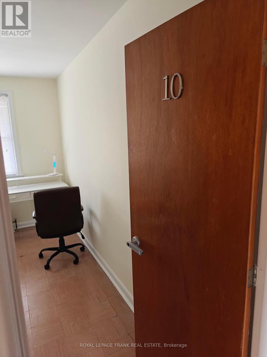 Room #10 - 374 Central Park Boulevard S, Oshawa (Central), ON - Indoor