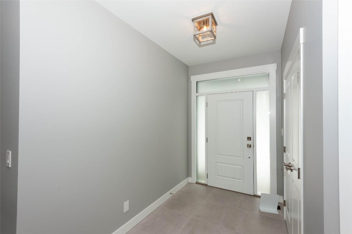 450 Poplar Drive, Logan Lake, BC - Indoor Photo Showing Other Room