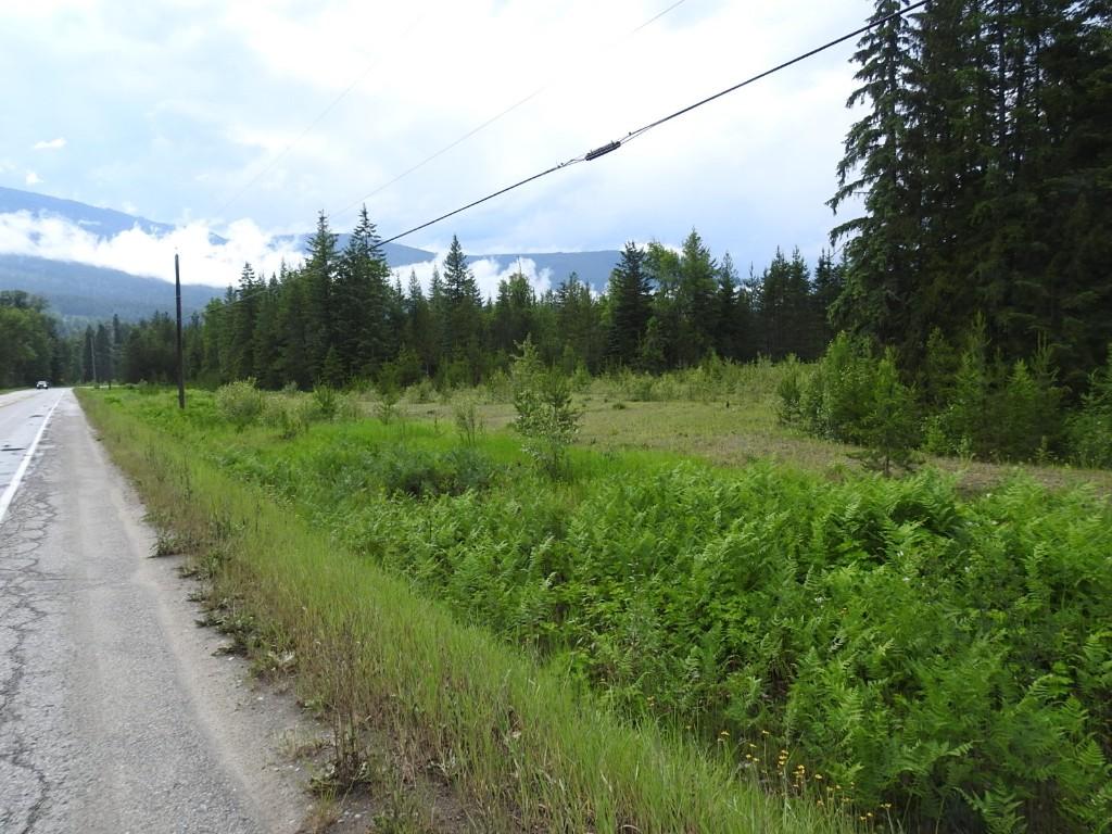 9700 6 Highway, Edgewood, BC