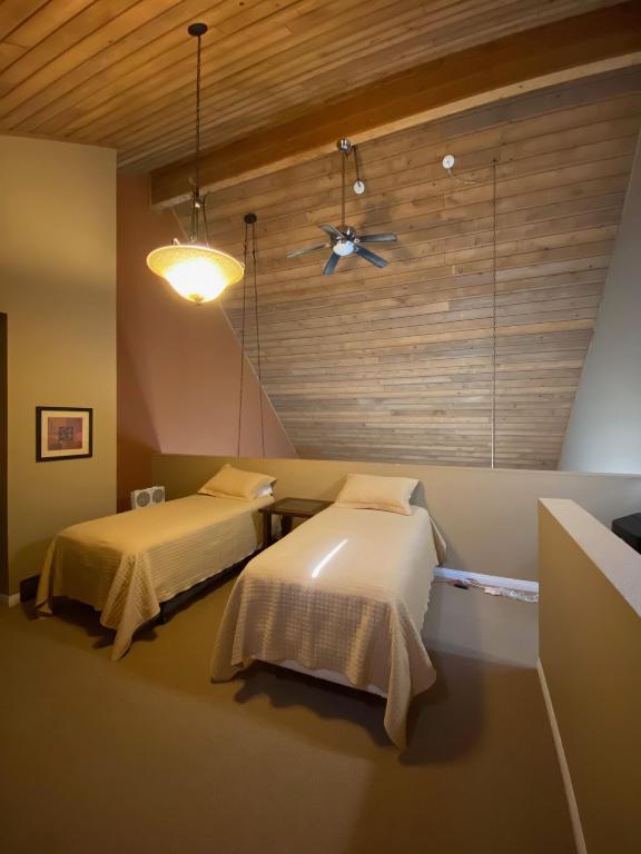 190-850 Northstar Drive, Kimberley, BC - Indoor Photo Showing Bedroom