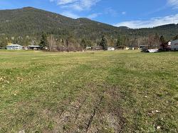 Lot H OAK Street Fauquier, BC V0G 1K0