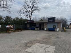 58 ONTARIO STREET N Lambton Shores (Grand Bend), ON N0M 1T0