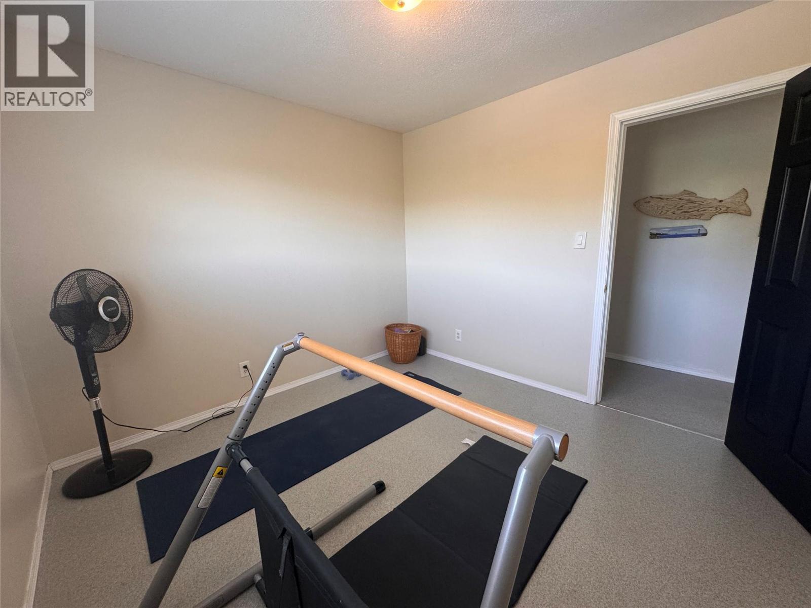 445 5 Road, Oliver, BC - Indoor