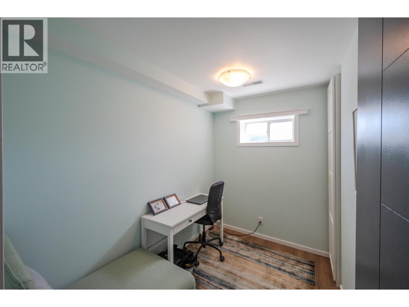 445 5 Road, Oliver, BC - Indoor Photo Showing Other Room